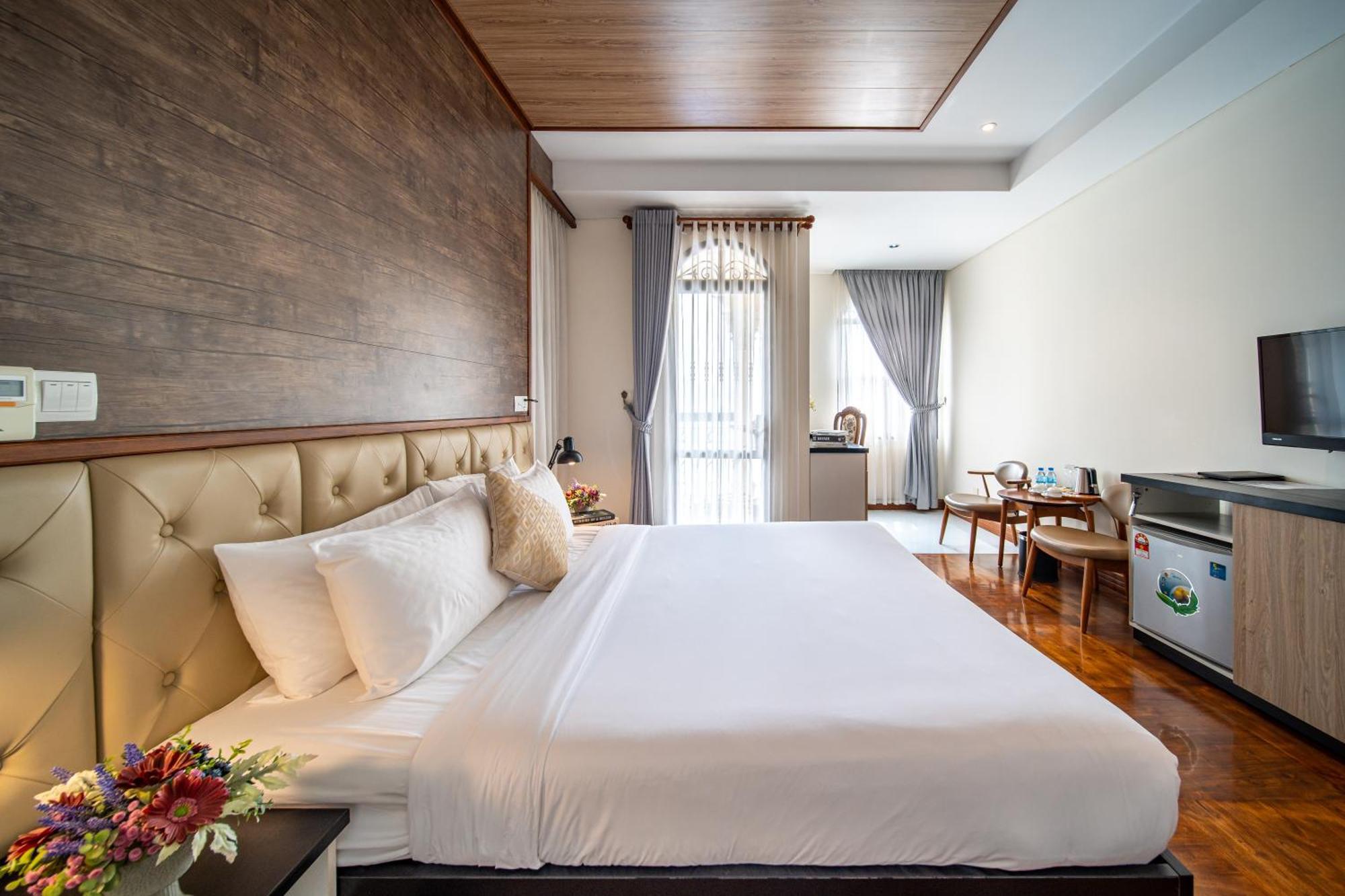 Lcs Hotel & Apartment Phnom Penh Exterior foto