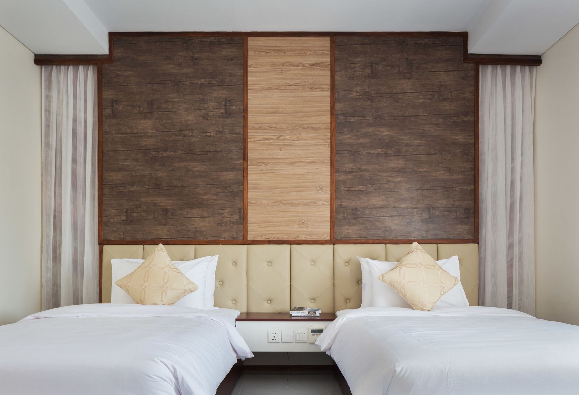 Lcs Hotel & Apartment Phnom Penh Exterior foto