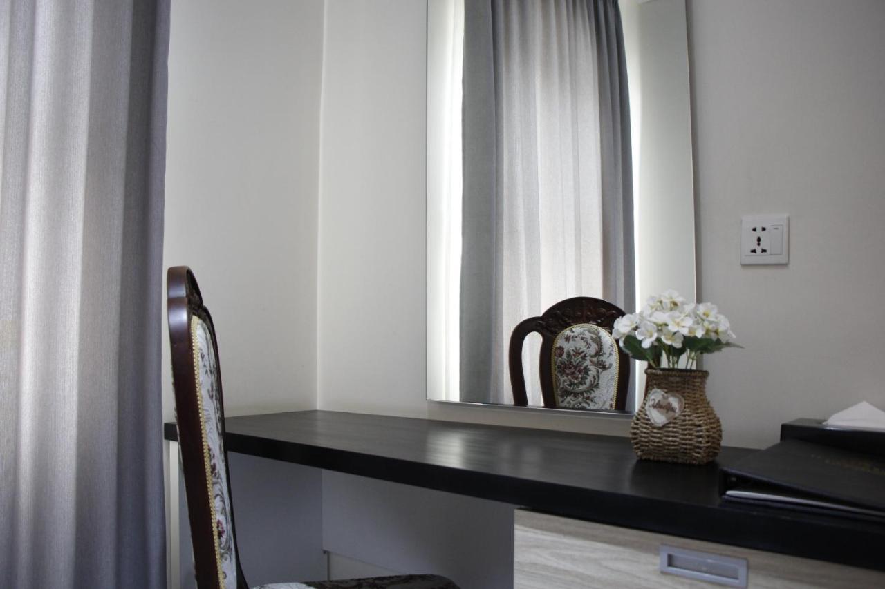Lcs Hotel & Apartment Phnom Penh Exterior foto